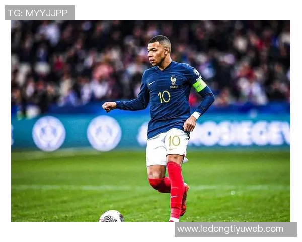 姆巴佩被指国家队诈伤度假法国队门将桑巴回应媒体炒作