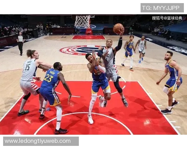 韦尔表现出色进化为小文班全场17投9中三分球命中率高达50贡献24分10篮板