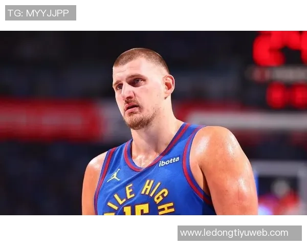 约基奇首节火力全开半场贡献14分5板7助助球队领先