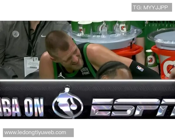 揭幕战对阵马刺加福德出战机会渺茫埃克萨姆将缺席比赛