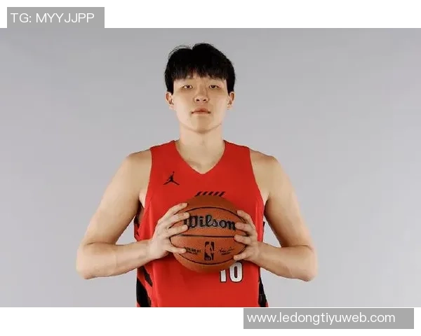 杨瀚森单场贡献9分NBA生涯得分增至18分与周琦差距缩小至6分