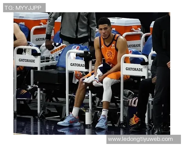 弗兰克透露本坦库尔腿筋伤势严重库杜斯需待国际比赛日后复出